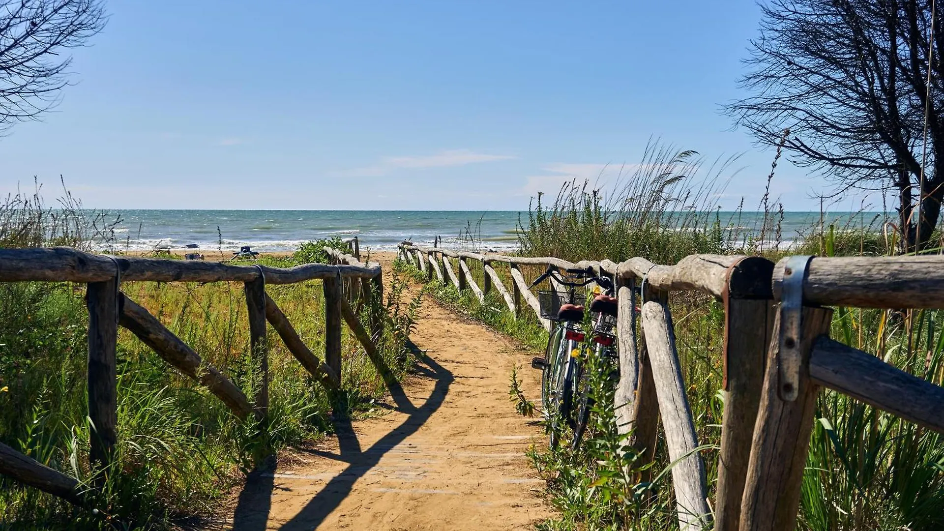 Lägenhet Flat With Parking Space And Shared Pool Bibione