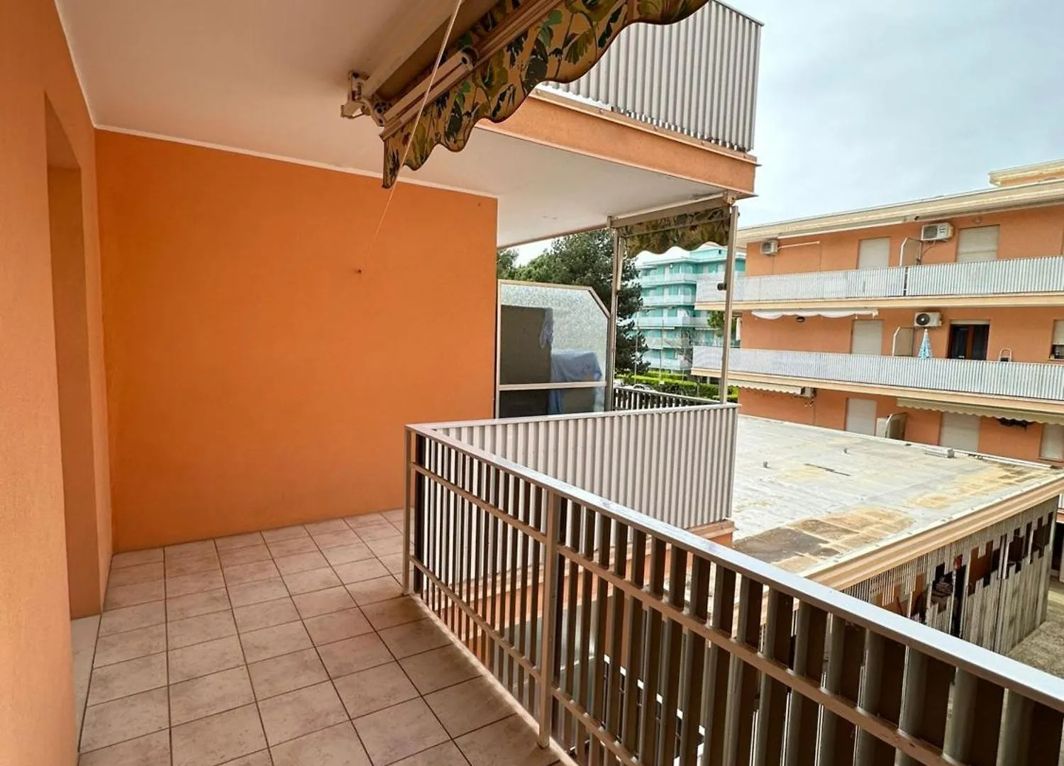 Flat With Parking Space And Shared Pool Bibione Apartment