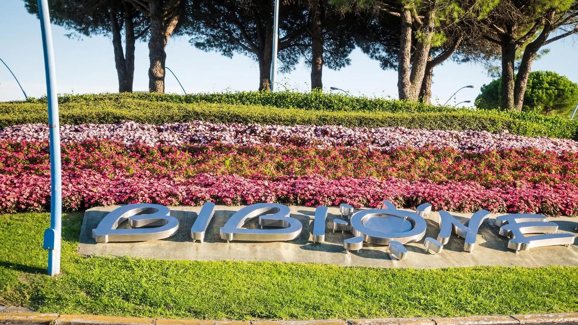 Flat With Parking Space And Shared Pool Bibione Apartment